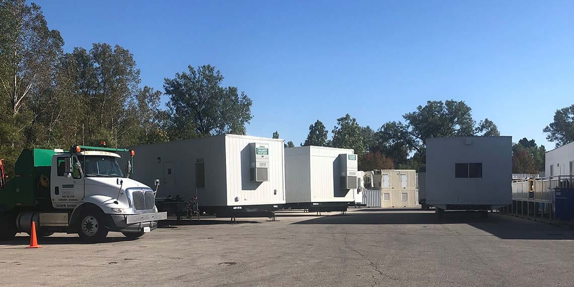 modular offices lined up at the WillScot Kansas City, KS location