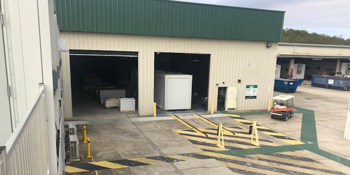 the FLEX warehouse loading doc at the WillScot Orlando, FL location